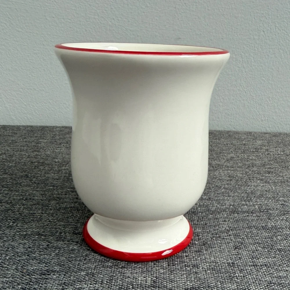 Williams-Sonoma White Red 2007 Snowman Chef Footed Mug Ceramic Winter Coffee